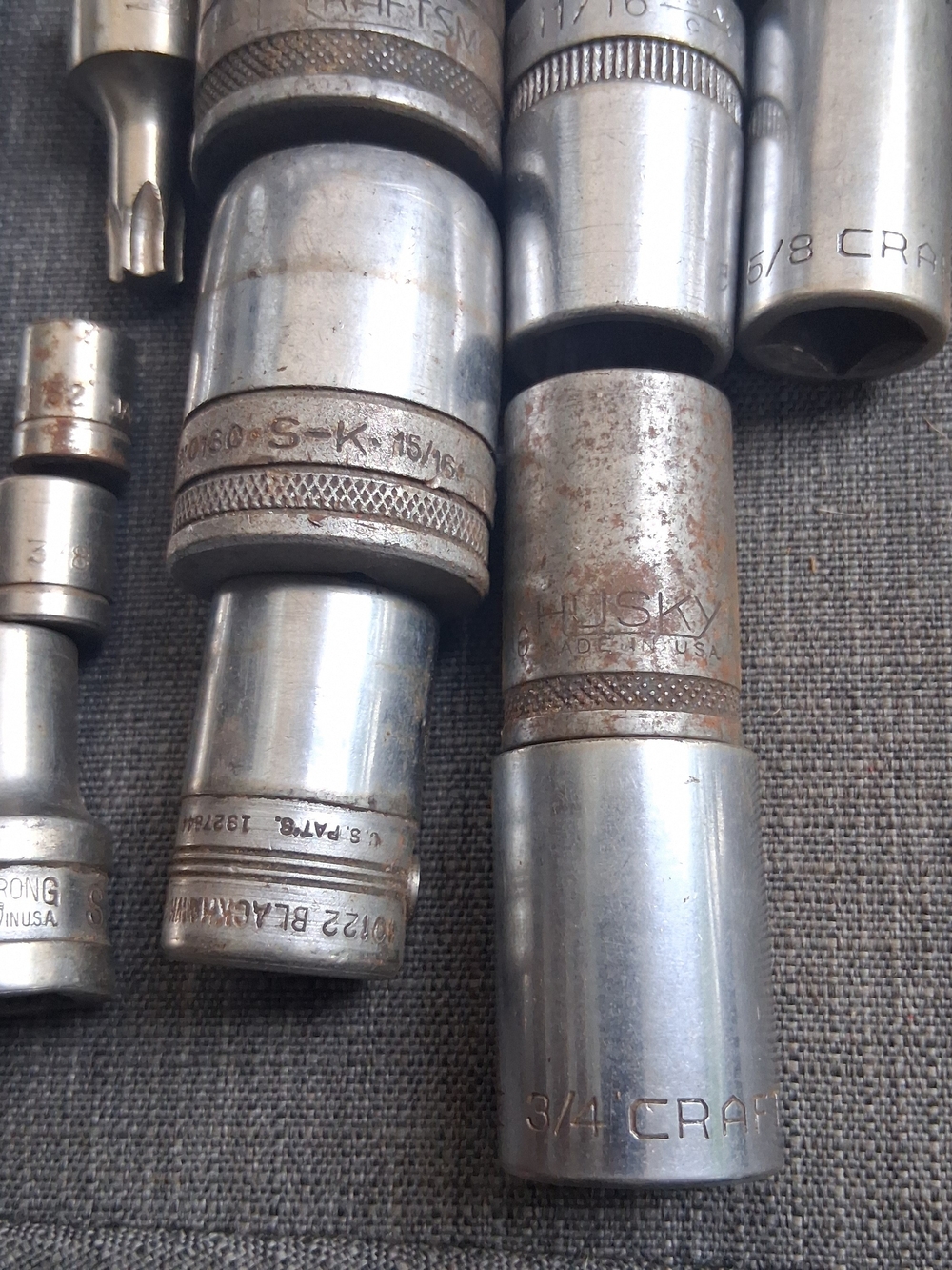 Mixed Mechanics Tool Lot Sockets, Extensions, Universal Joint (Craftsman, SK) - Picture 6 of 7